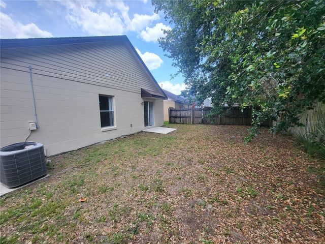 6913 LONG NEEDLE COURT, Orlando, FL 32822