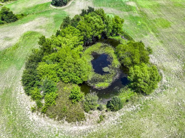 5726 County Road 4100, Greenville, TX 75401