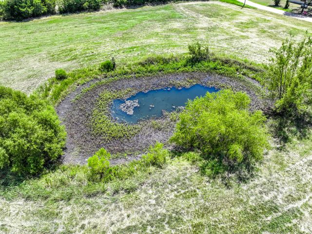 5726 County Road 4100, Greenville, TX 75401
