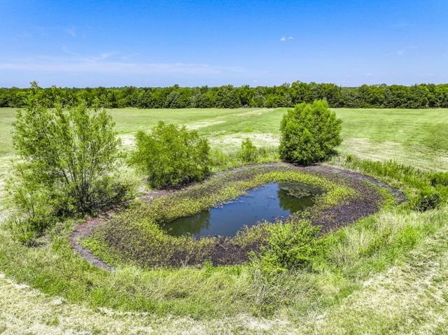 5726 County Road 4100, Greenville, TX 75401