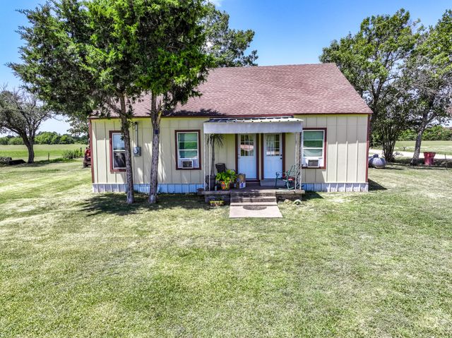 5726 County Road 4100, Greenville, TX 75401