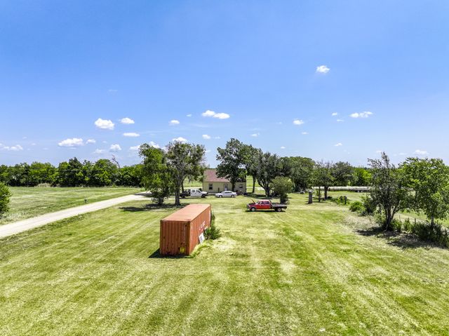 5726 County Road 4100, Greenville, TX 75401