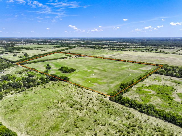 5726 County Road 4100, Greenville, TX 75401