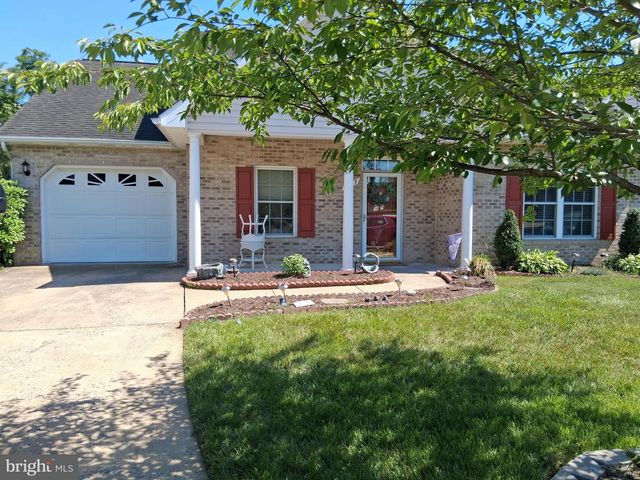 307 LYNN DR, Stephens City, VA 22655