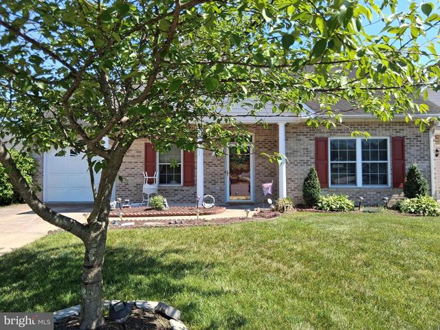 307 LYNN DR, Stephens City, VA 22655