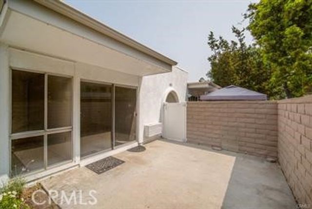 2276 Via Mariposa T, Laguna Woods, CA 92637