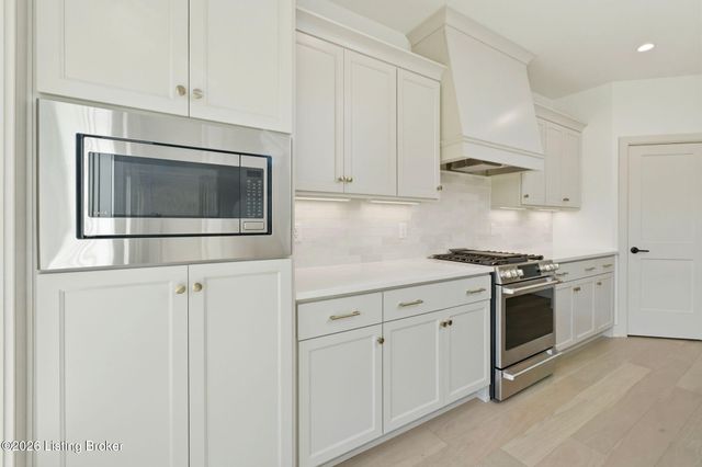 7209 Sunset Ln, Crestwood, KY 40014