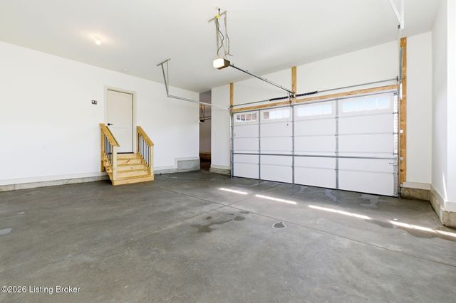 7209 Sunset Ln, Crestwood, KY 40014