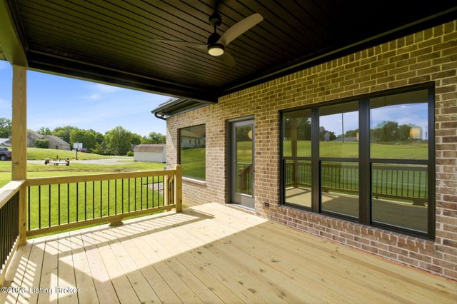 7209 Sunset Ln, Crestwood, KY 40014