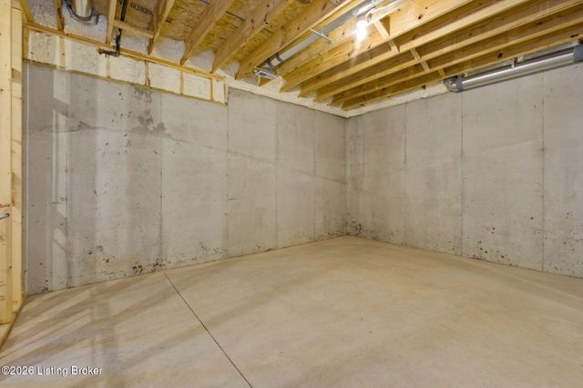 7209 Sunset Ln, Crestwood, KY 40014