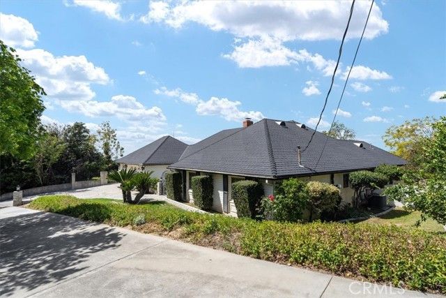 5064 Mariposa Drive, San Bernardino, CA 92404