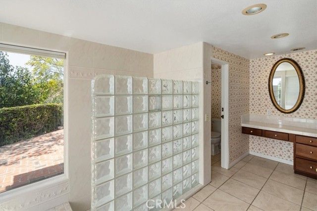 5064 Mariposa Drive, San Bernardino, CA 92404