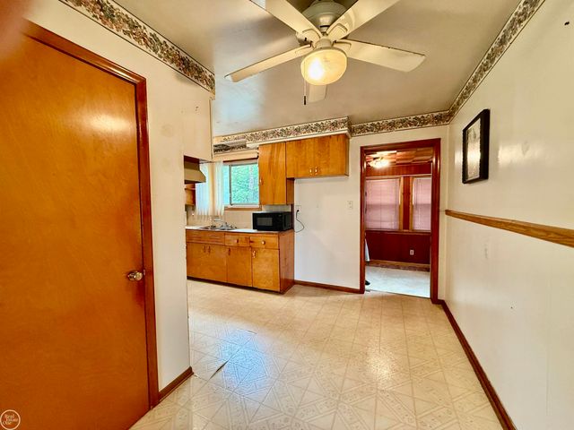 13490 Brainwood Street, Warren, MI 48089