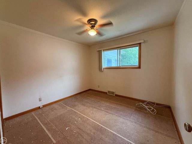 13490 Brainwood Street, Warren, MI 48089