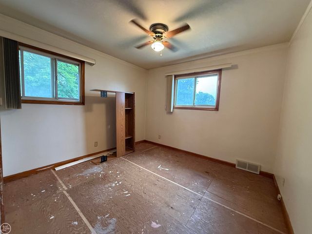 13490 Brainwood Street, Warren, MI 48089