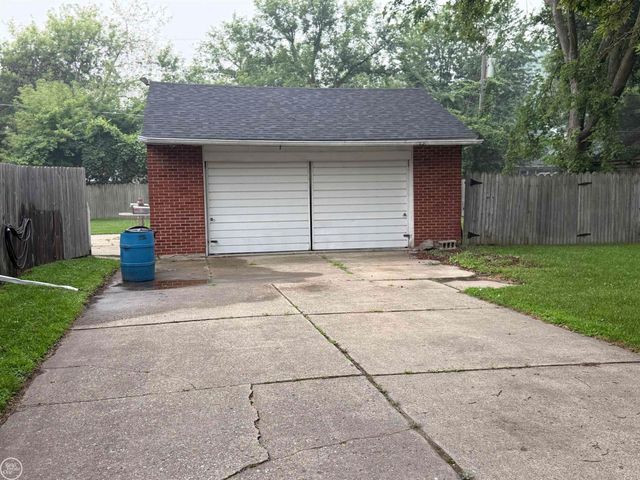 13490 Brainwood Street, Warren, MI 48089