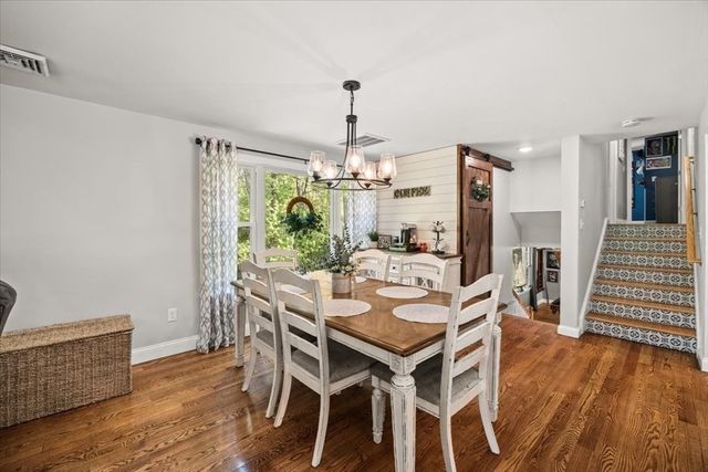 44 S Main St, Berkley, MA 02779