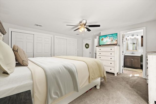 44 S Main St, Berkley, MA 02779