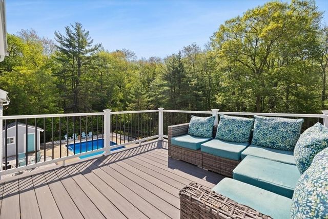 44 S Main St, Berkley, MA 02779