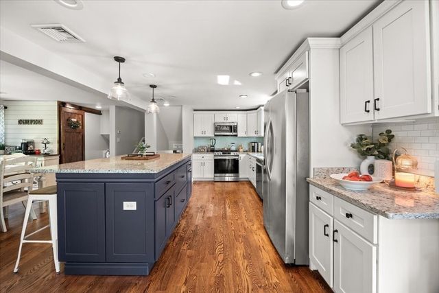 44 S Main St, Berkley, MA 02779