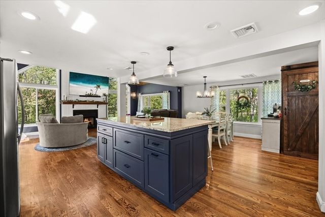 44 S Main St, Berkley, MA 02779