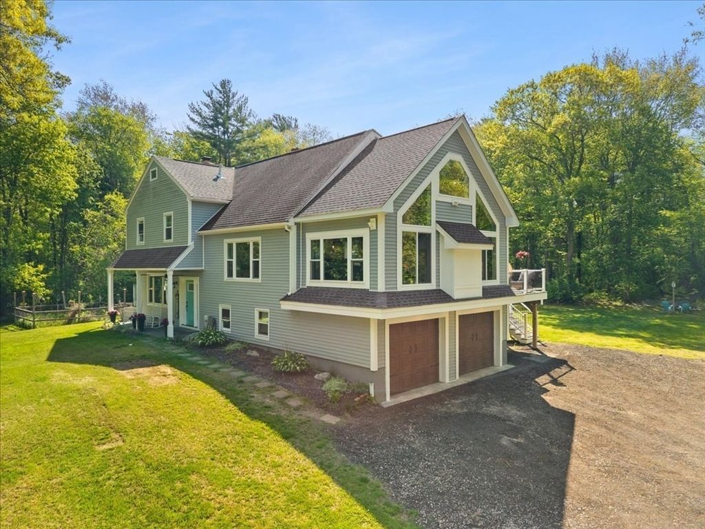 44 S Main St, Berkley, MA 02779