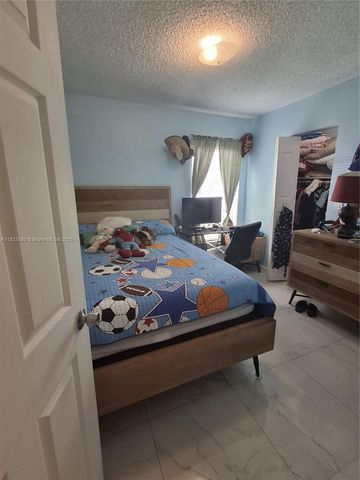 15724 SW 304th Ter, Homestead, FL 33033