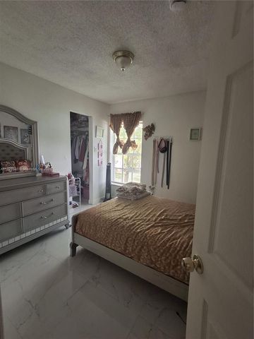 15724 SW 304th Ter, Homestead, FL 33033