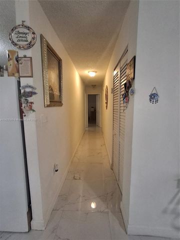 15724 SW 304th Ter, Homestead, FL 33033