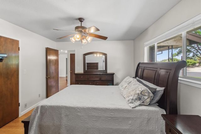9119 Georgia Ln, Modesto, CA 95357
