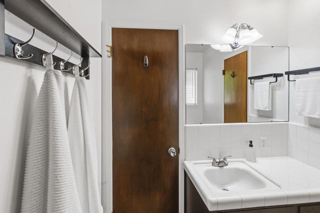 9119 Georgia Ln, Modesto, CA 95357