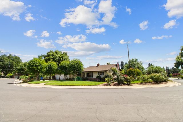 9119 Georgia Ln, Modesto, CA 95357