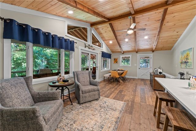 244 Lake View Court, Lavonia, GA 30553