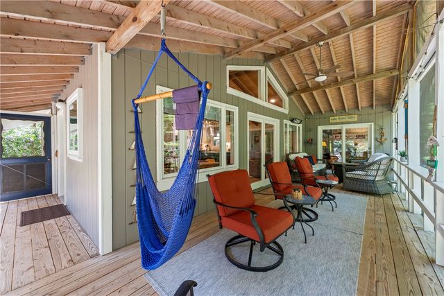 244 Lake View Court, Lavonia, GA 30553