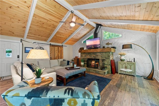 244 Lake View Court, Lavonia, GA 30553