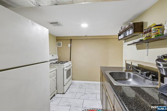 296 Montclair Avenue, Newark, NJ 07104