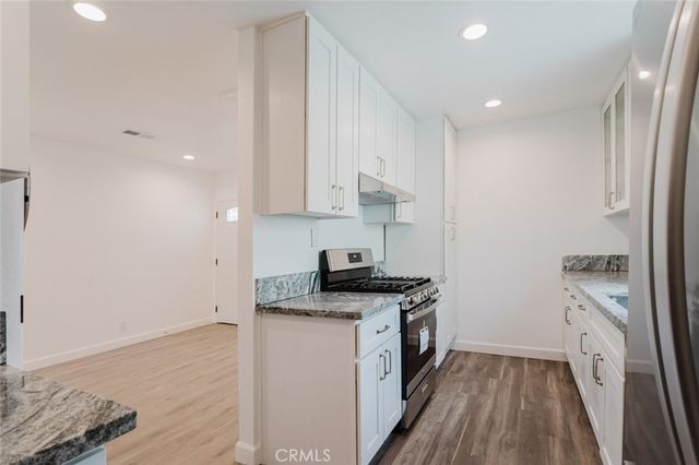 18308 Gresham Street, Northridge, CA 91325