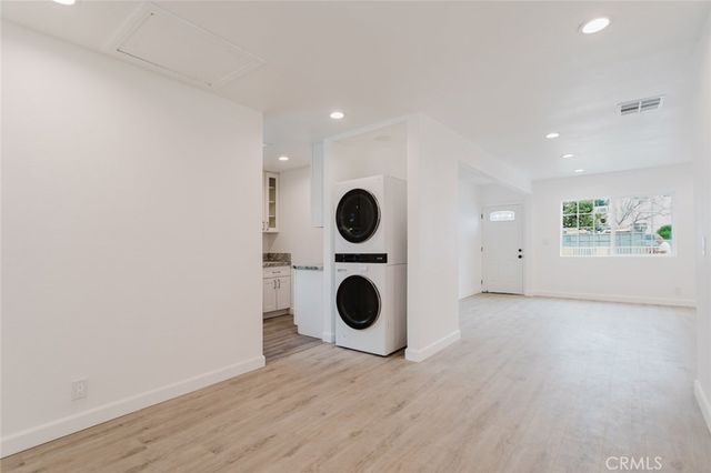 18308 Gresham Street, Northridge, CA 91325