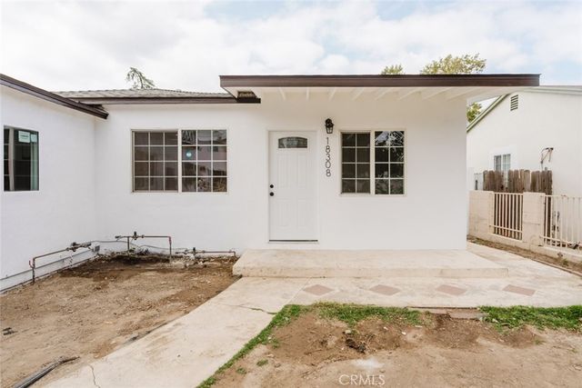 18308 Gresham Street, Northridge, CA 91325