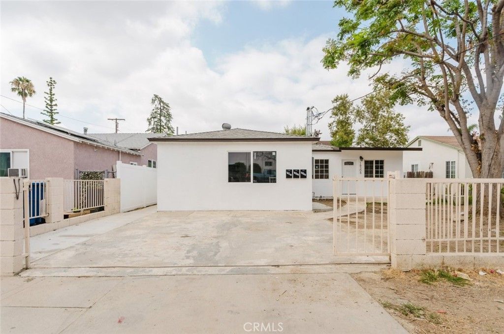 18308 Gresham Street, Northridge, CA 91325