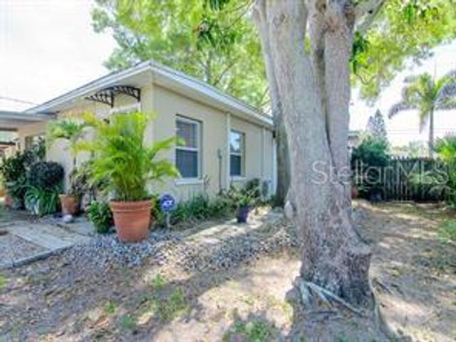 5617 GULFPORT BOULEVARD S, Gulfport, FL 33707