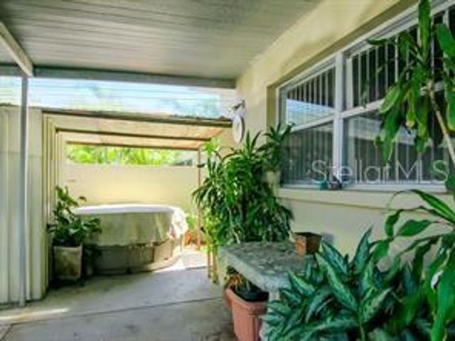 5617 GULFPORT BOULEVARD S, Gulfport, FL 33707