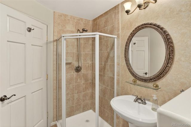 8886 Tappy Toorie Circle, Highlands Ranch, CO 80129