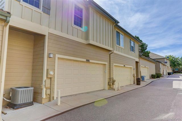 8886 Tappy Toorie Circle, Highlands Ranch, CO 80129