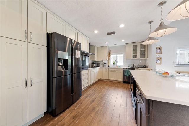 17601 1ST STREET E, Redington Shores, FL 33708