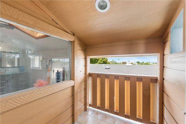 17601 1ST STREET E, Redington Shores, FL 33708