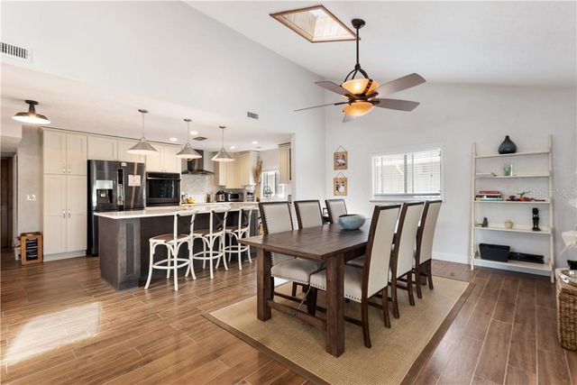 17601 1ST STREET E, Redington Shores, FL 33708