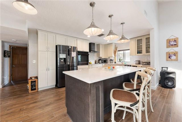 17601 1ST STREET E, Redington Shores, FL 33708