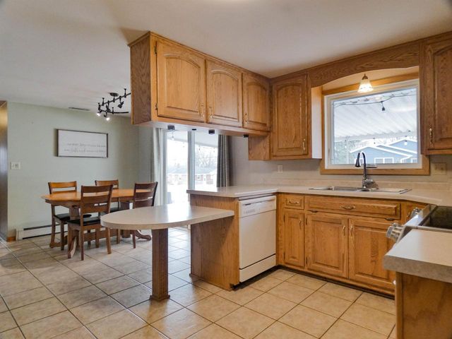 929 MARVELLE LANE, Green Bay, WI 54304