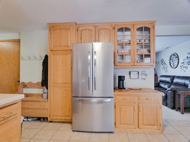 929 MARVELLE LANE, Green Bay, WI 54304